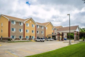 Quality Suites St Joseph