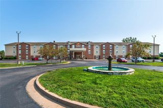 Comfort Inn & Suites St. Louis - Chester