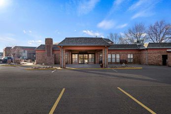 Suburban Studios Kansas City Airport N
