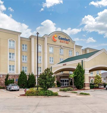 Comfort Suites