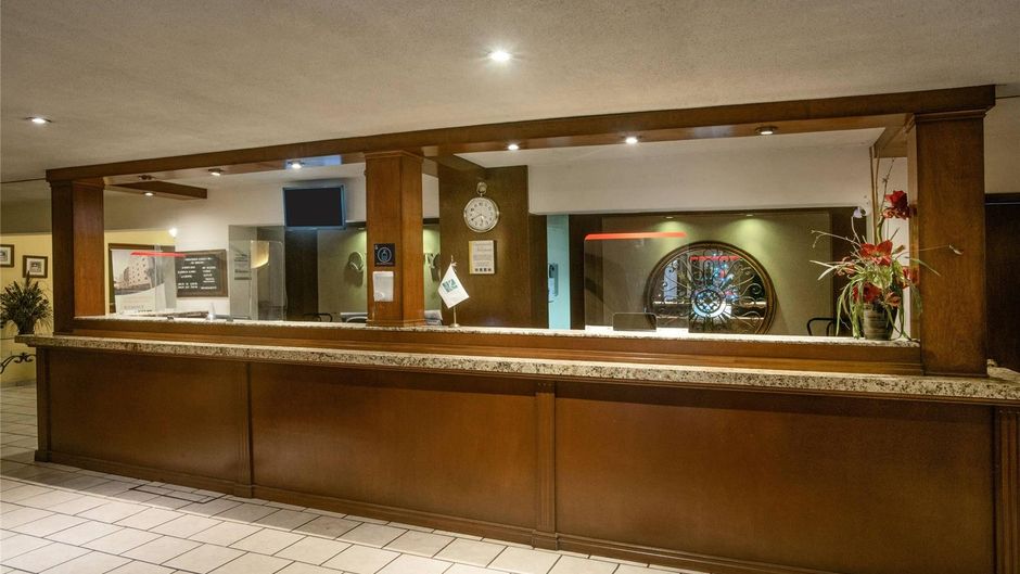 Quality Inn Ciudad Obregon Lobby