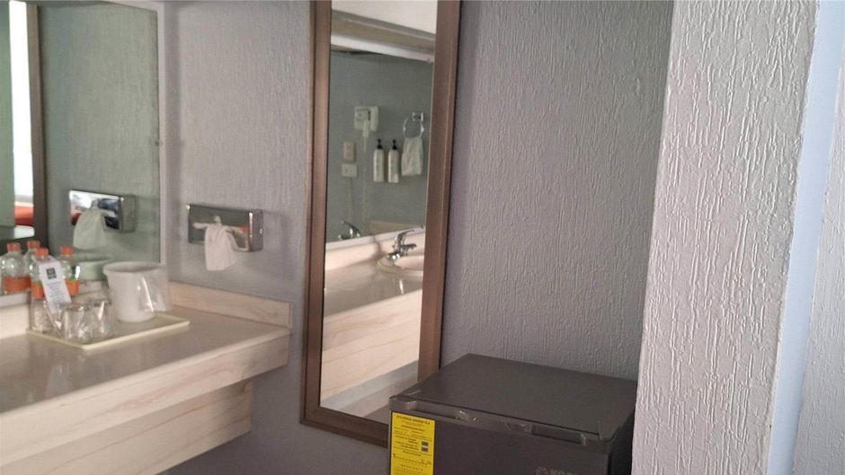 Quality Inn Room