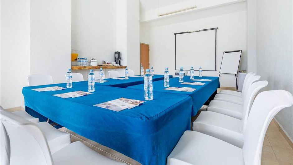 Comfort Inn Puerto Vallarta Meeting