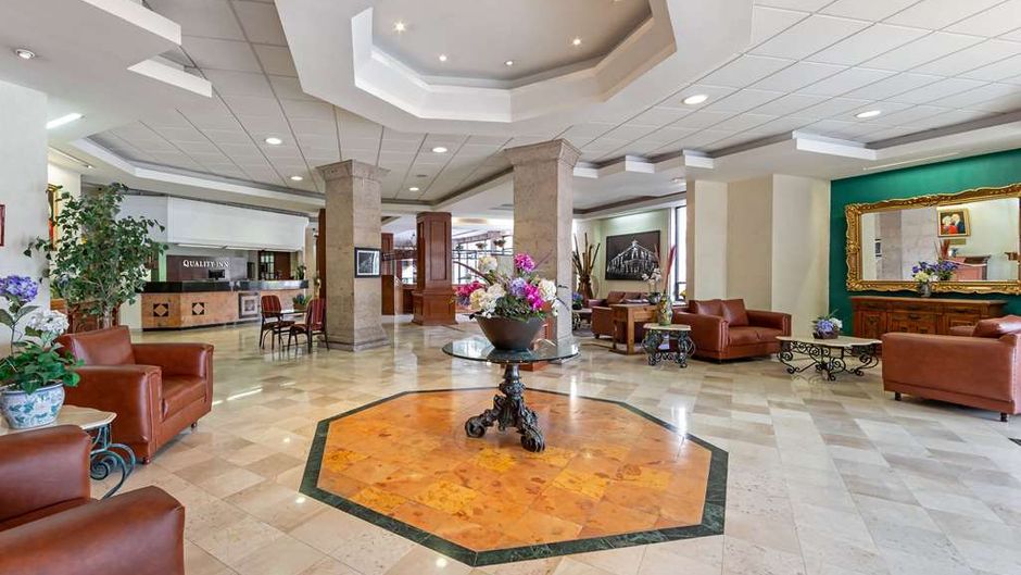 Quality Inn Aguascalientes Lobby