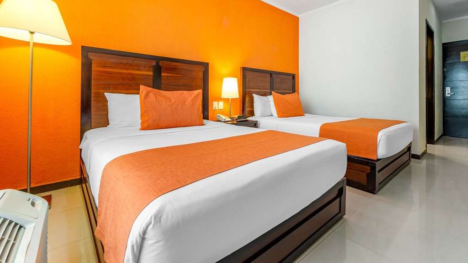 Comfort Inn Cancun Aeropuerto Room