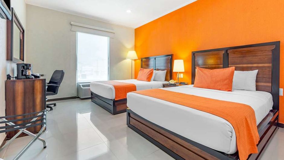 Comfort Inn Cancun Aeropuerto Room