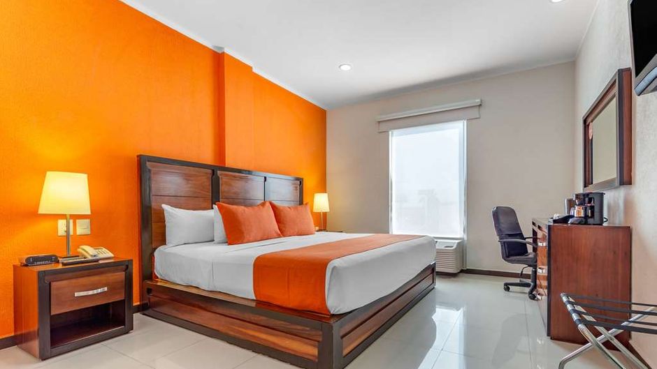 Comfort Inn Cancun Aeropuerto Room