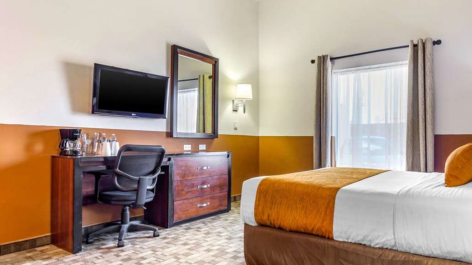 Comfort Inn Room