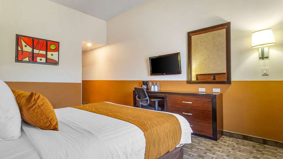 Comfort Inn Room