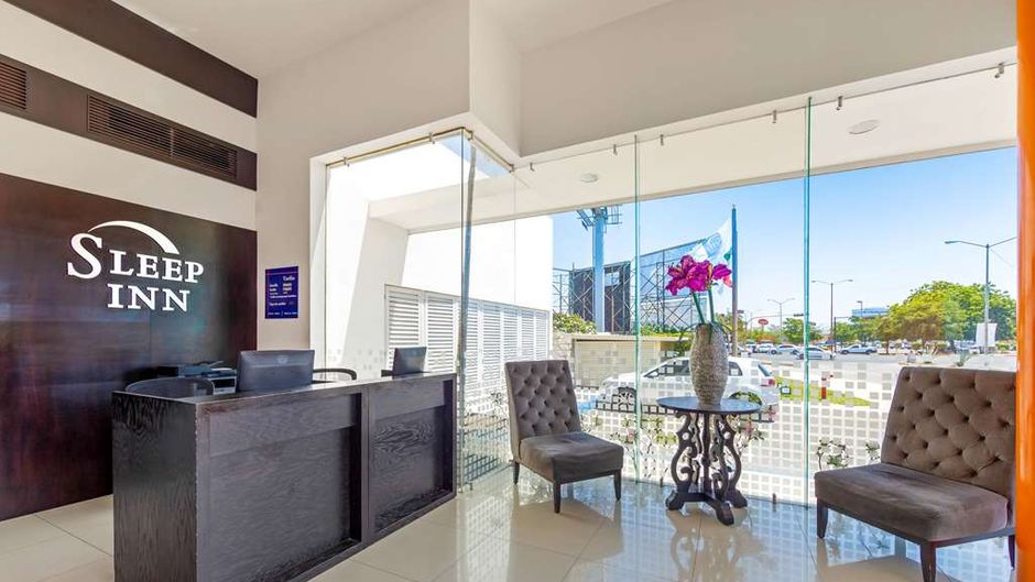 Sleep Inn Culiacan Lobby