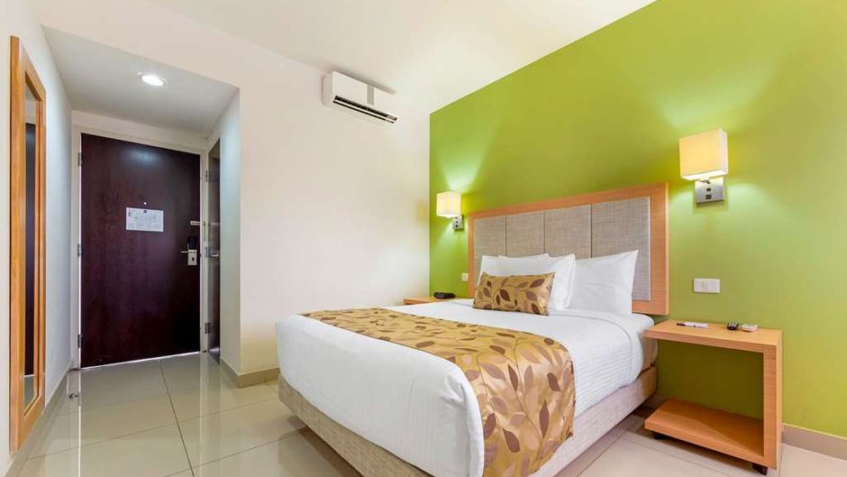 Sleep Inn Culiacan Room