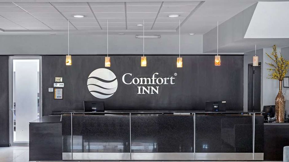 Comfort Inn Morelia Lobby