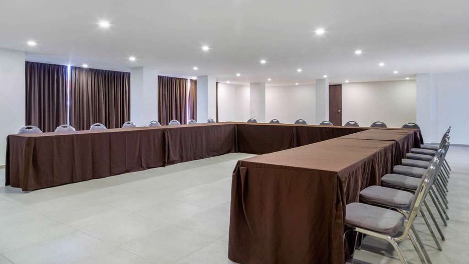 Comfort Inn San Luis Potosi Meeting
