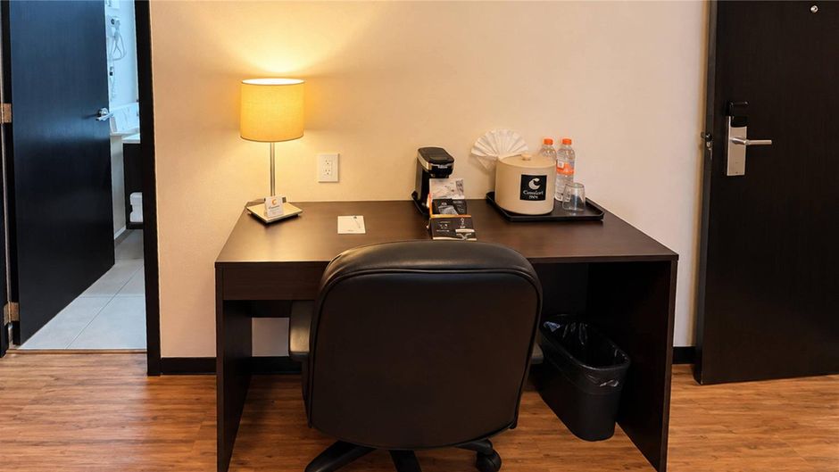 Comfort Inn San Luis Potosi Room