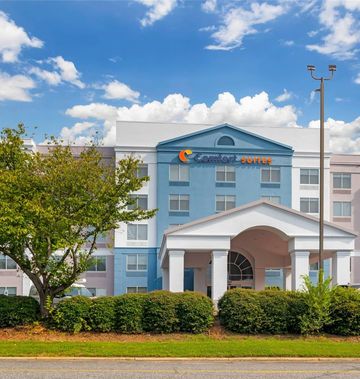 Comfort Suites