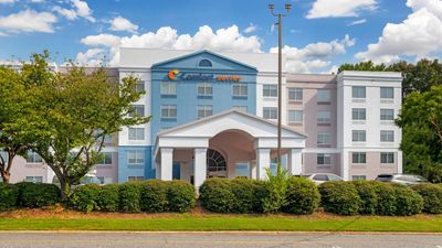 Comfort Suites