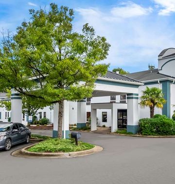 Clarion Pointe Apex Holly Springs