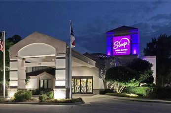 Sleep Inn & Suites near Ft Bragg