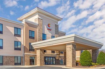 Comfort Suites