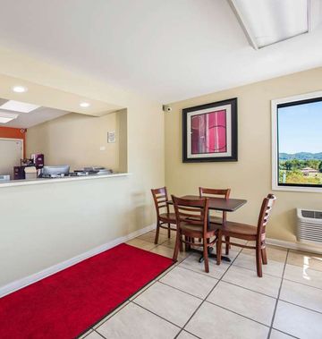 Econo Lodge Waynesville
