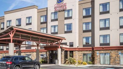 Comfort Suites