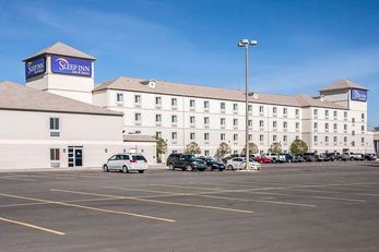 Sleep Inn & Suites