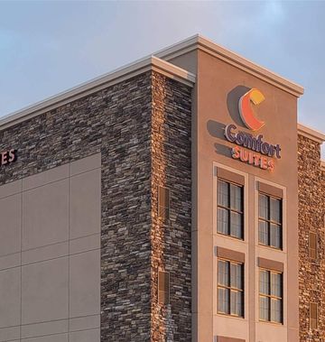 Comfort Suites Fargo
