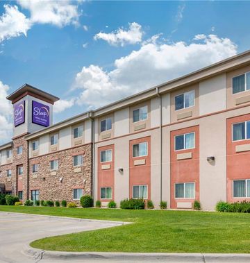 Sleep Inn and Suites Devils Lake