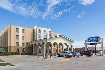 Rodeway Inn & Suites