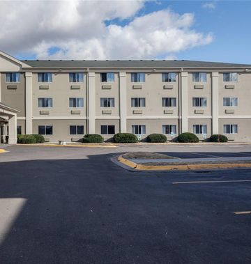 Comfort Suites