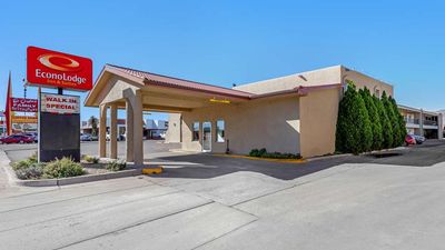 Econo Lodge Inn and Suites Socorro