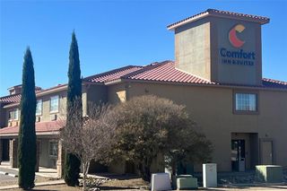 Comfort Inn & Suites