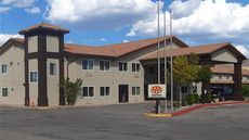 Quality Inn & Suites