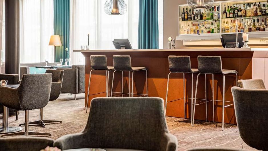 Quality Airport Hotel Restaurant