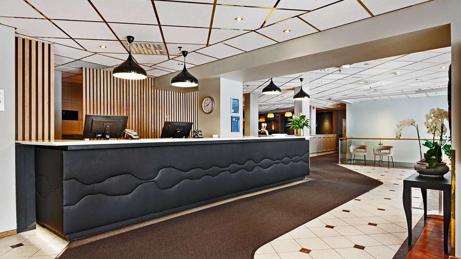 Quality Hotel Augustin Lobby