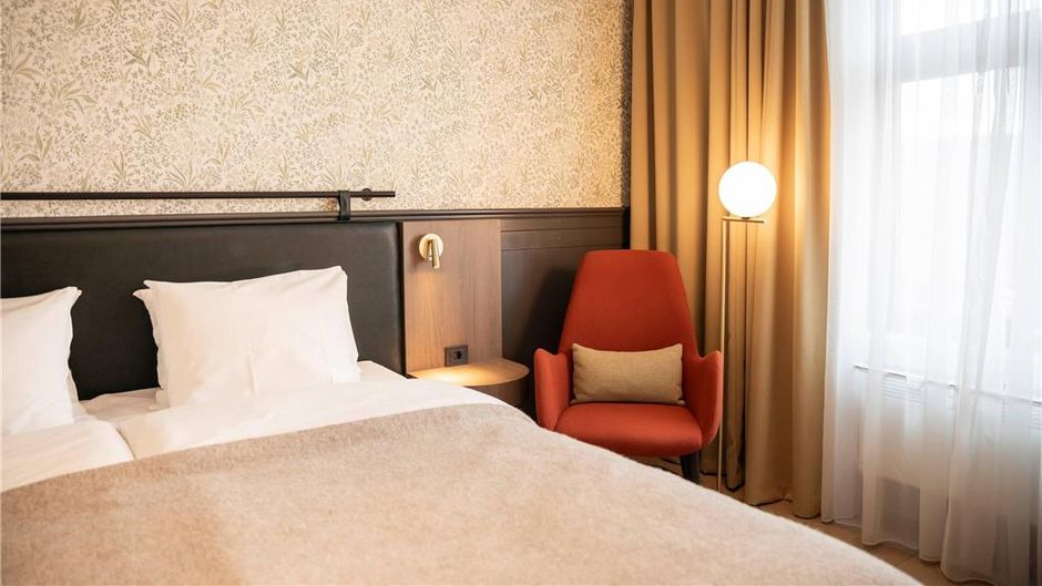 Home Hotel Hammer Room