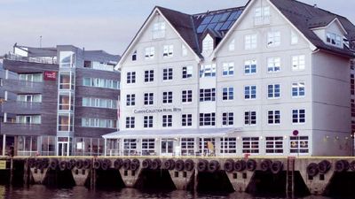 Home Hotel With
