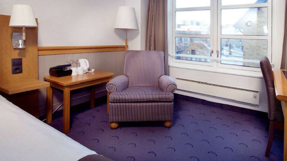 Home Hotel With Room