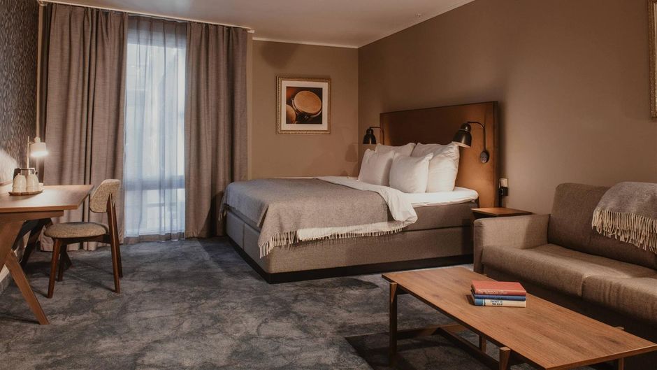Home Hotel Grand Olav Room