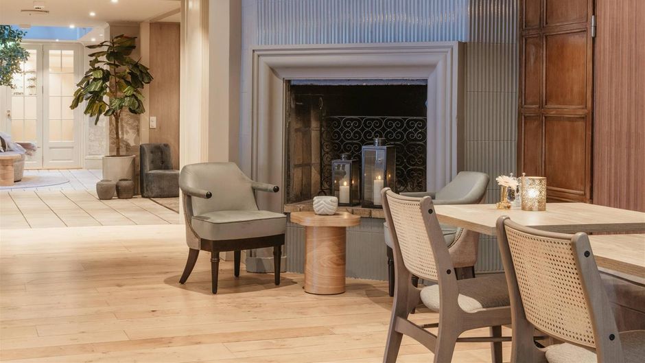 Home Hotel Bastion Lobby