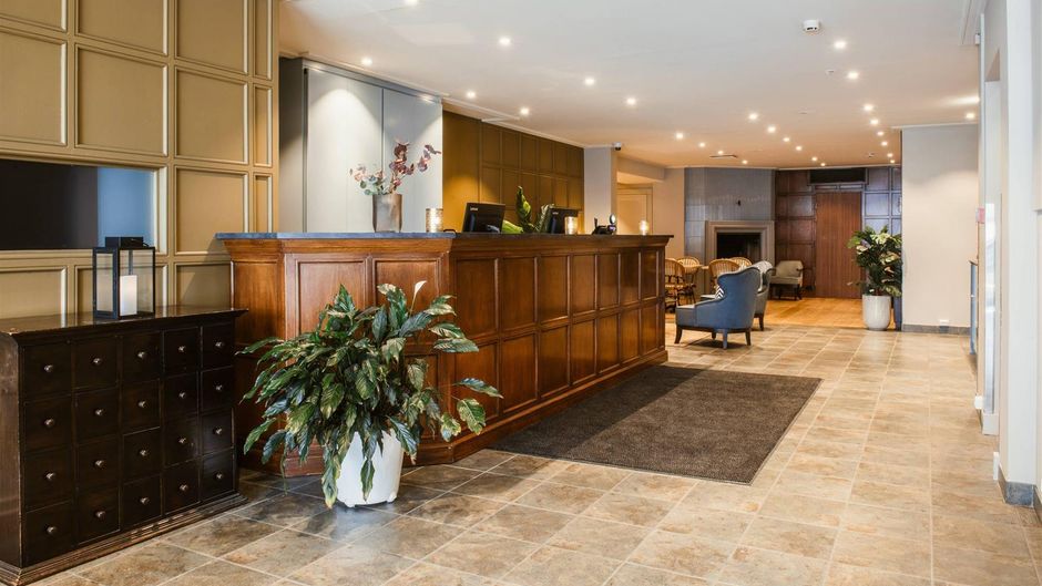 Home Hotel Bastion Lobby