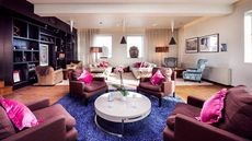 Home Hotel Folketeateret