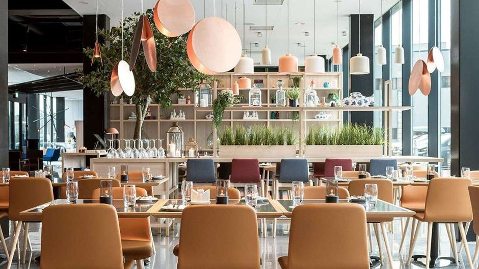 Quality Hotel Pond Restaurant