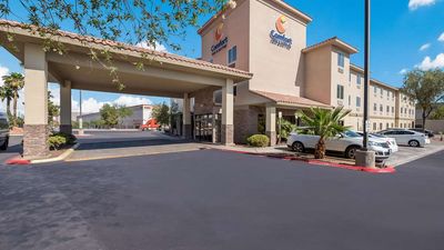 Comfort Inn & Suites Las Vegas Nellis