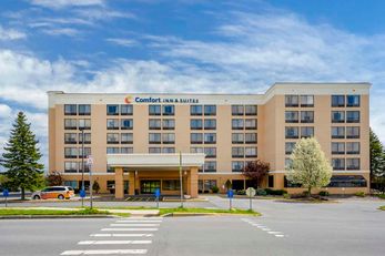 Comfort Inn & Suites Watertown