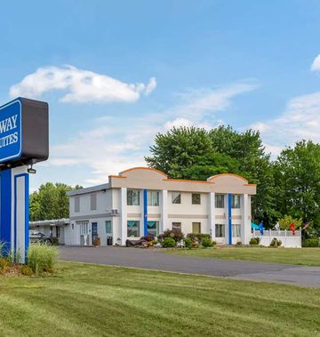 Rodeway Inn& Suites
