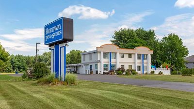 Rodeway Inn& Suites