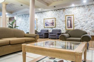 Quality Inn & Suites Palm Island