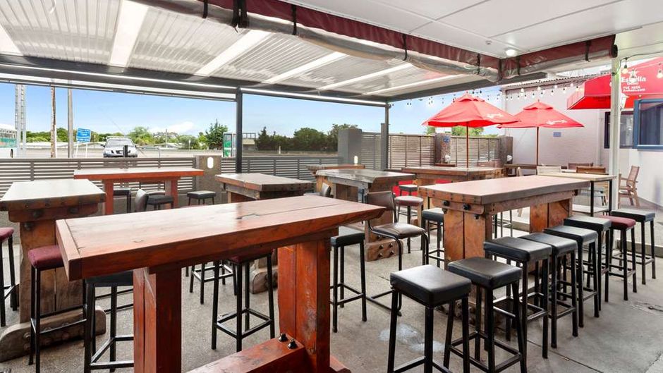 Comfort Inn Westshore Beach Restaurant