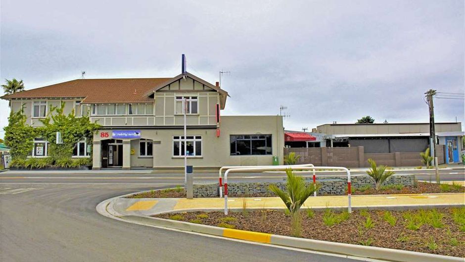 Comfort Inn Westshore Beach Exterior